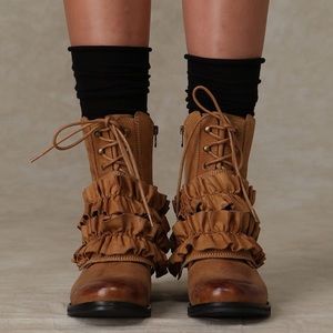 All Field Ruffle boot